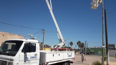 Photo of Fw: REALIZAN IMPORTANTE INTERVENCIÓN EN EL ALUMBRADO PÚBLICO EN CASTELLI