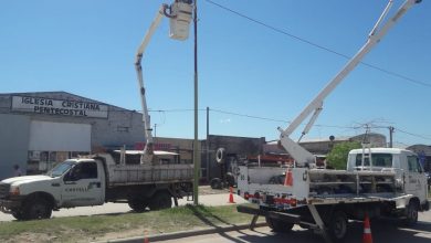 Photo of Fw: CONTINÚAN LOS TRABAJOS CONJUNTOS EN EL ALUMBRADO PÚBLICO DE CASTELLI