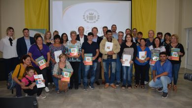 Photo of Fwd: IMPORTANTE | 15 familias ya cuentan con las escrituras de sus viviendas