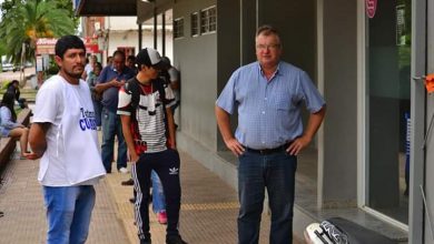 Photo of Fw: EL MUNICIPIO DISPUSO PERSONAL PARA DESINFECCIÓN DE CAJEROS Y MANOS DE LAS PERSONAS QUE INGRESAN A LOS MISMOS