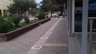 Photo of Fw: EL MUNICIPIO DE CASTELLI PINTÓ CIRCULOS DE ESPERA PARA RESPETAR LA DISTANCIA EN CAJEROS