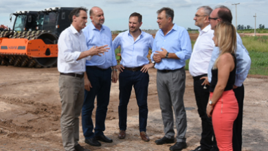 Photo of Fwd: DepartamentoCastellanos: Perotti y Calvo junto al ministro de Obras Públicas de la Nación GabrielKatopodis