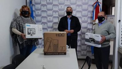 Photo of Fwd: CALVO ENTREGÓ EQUIPAMIENTO PARA EL CENTRO DE SALUD DE BAUER Y SIGEL