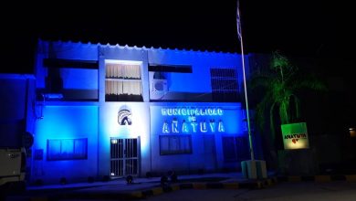 Photo of Fwd: Añatuya iluminó edificios emblemáticos por el Día de la Bandera
