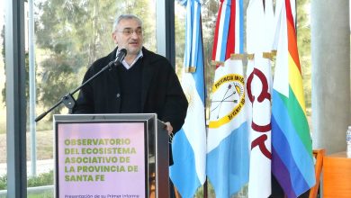 Photo of Fwd: Calvo: “Vamos a seguir acompañando el potencial de las cooperativas y mutuales de nuestra región y la Provincia de Santa Fe”