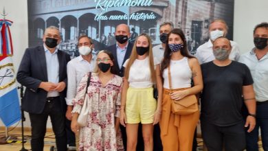 Photo of Fwd: RAFAELA: CALVO PARTICIPÓ DE LA PRESENTACIÓN DE PROYECTOS PREMIADOS PARA LA PUESTA EN VALOR DE LOS EX ALMACENES RIPAMONTI