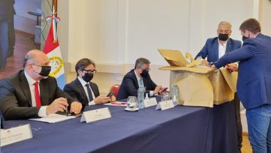 Photo of Fwd: CALVO: “EL GOBIERNO DE OMAR PEROTTI EJECUTARÁ MÁS DE 4.000KM DE FIBRA ÓPTICA EN TODAS LAS LOCALIDADES Y CIUDADES DE LA PROVINCIA DE SANTA FE”