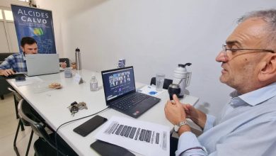 Photo of Fwd: Financiamiento para obras y equipamiento: Calvo junto a más de 30 presidentes comunales se reunieron con autoridades del Ministerio de Economía de la Provincia