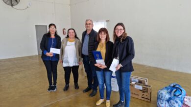 Photo of Fwd: PARTE DE PRENSA- NUEVA ENTREGA DE RECURSOS A INSTITUCIONES EDUCATIVAS, DEPORTIVAS Y SOCIALES DEL DEPARTAMENTO