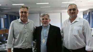 Photo of Fwd: CALVO PARTICIPÓ DE LA ASUNCIÓN DE MONSEÑOR PEDRO JAVIER TORRES EN EL OBISPADO DE RAFAELA